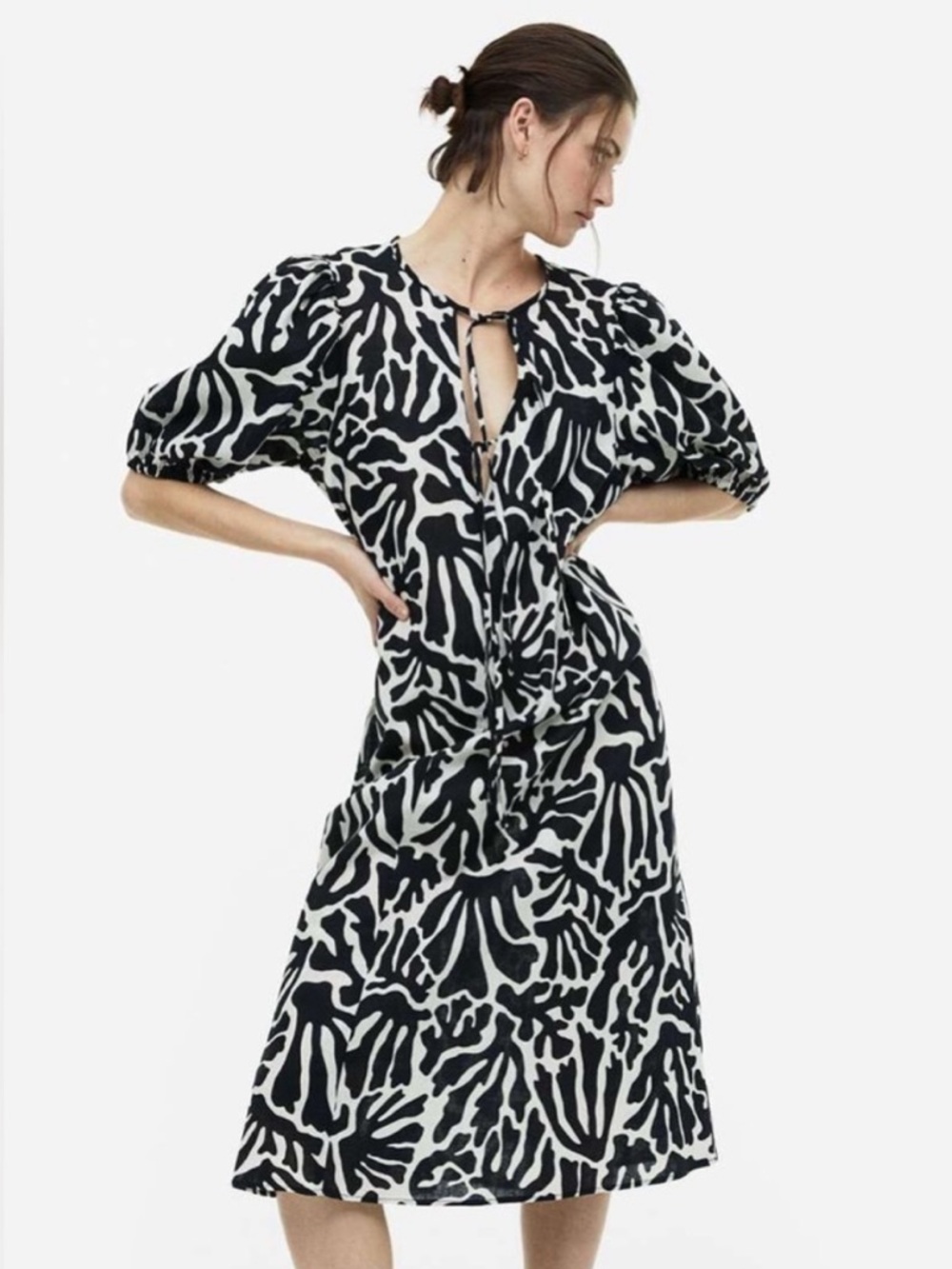 H&M Linen Blend Black & White Printed Midi Dress / Caftan